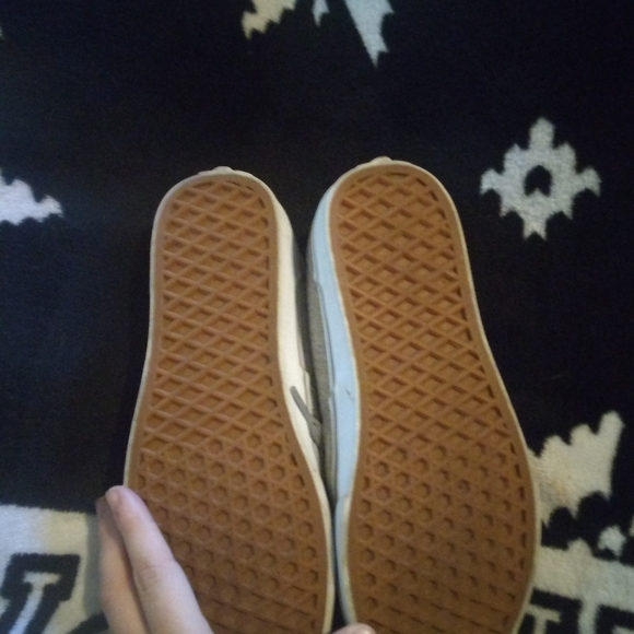 Vans - Picture 5 of 5